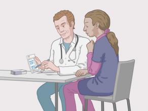 Un medic arătându-i pacientului său o rețetă.